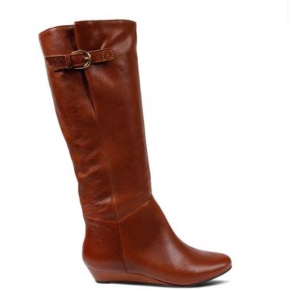 Steve Madden Incyte knee high leather boots.